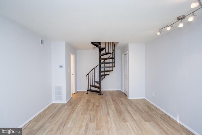 Foto del edificio - 413 Brandywine Ct