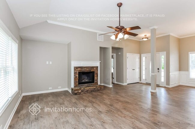 Building Photo - 7555 Golden Sands Dr