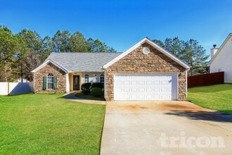 Building Photo - 9538 Rollinghills Dr