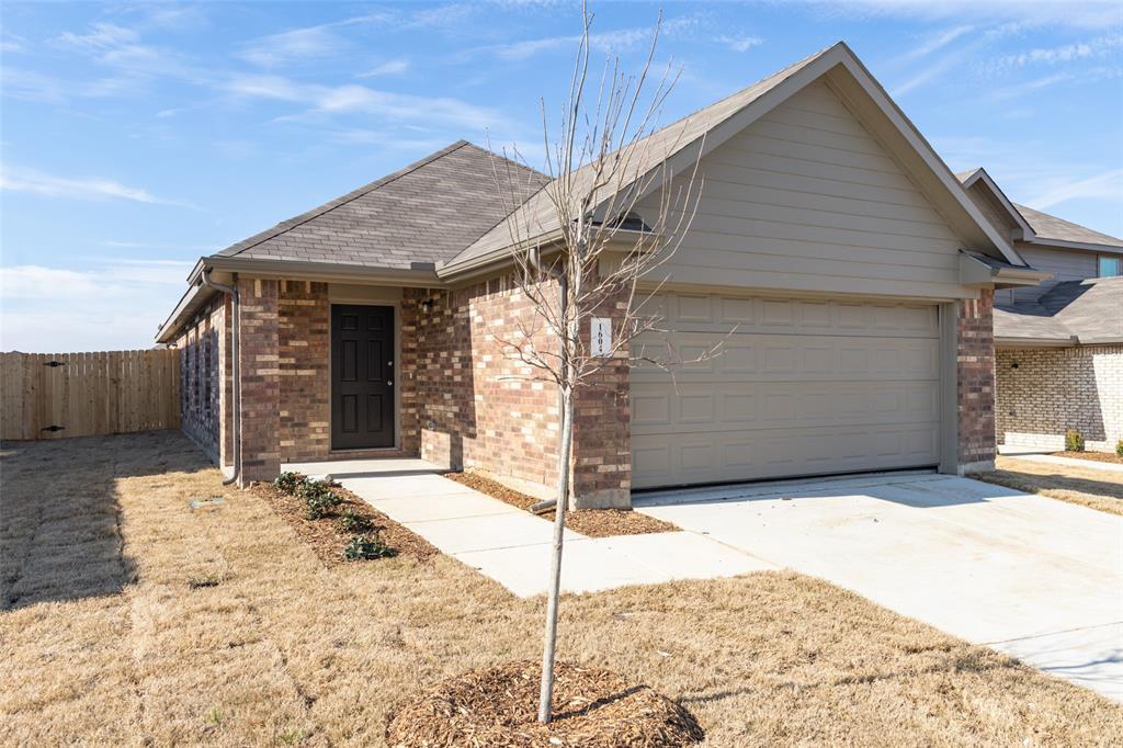 1604 Oriole St, Ennis, TX 75119 House Rental in Ennis, TX