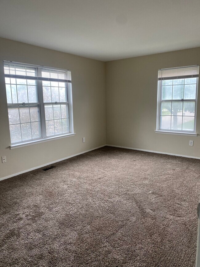 Foto del edificio - 34106 Garfield Cir