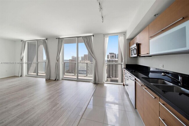 Building Photo - 244 Biscayne Blvd