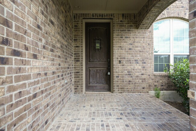 Building Photo - 7811 Rushing Creek