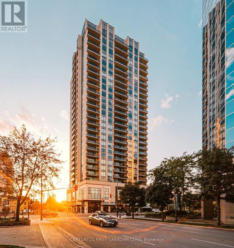 Photo principale - 505-2505 Talbot St