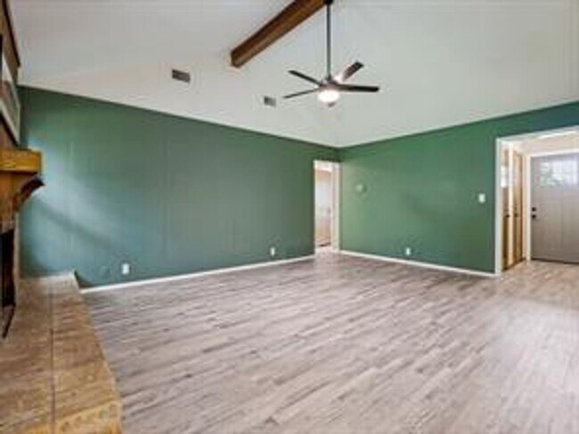 Foto del edificio - 1620 Post Oak Dr