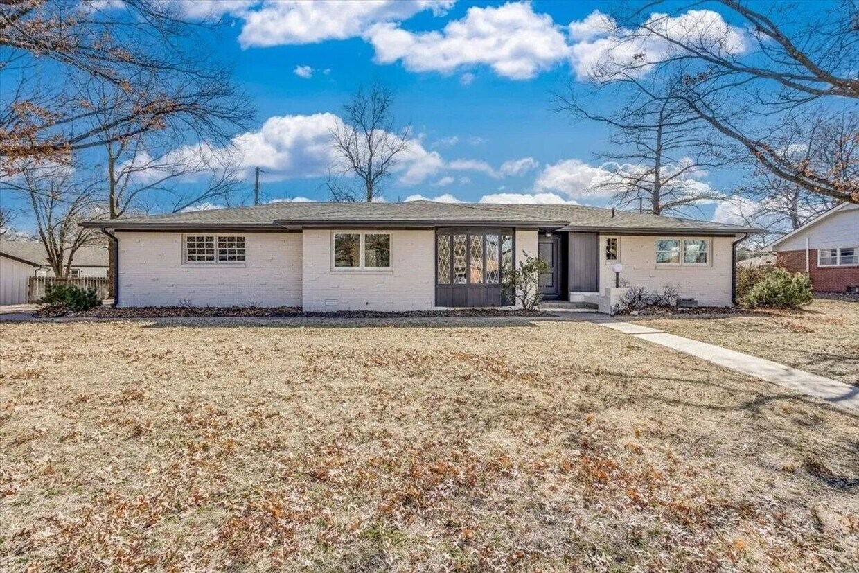 Foto principal - 6503 E 16th St N