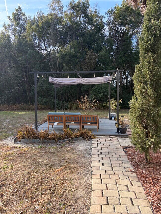 Terraza comunitaria - 582 N Volusia Ave