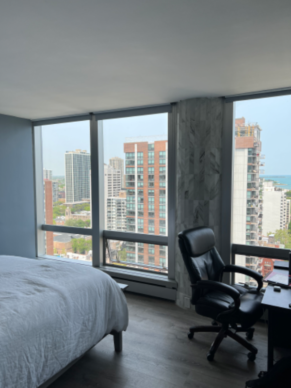 Foto del edificio - 1300 N Astor St