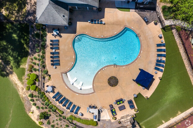 Building Photo - The Parke at Oakley