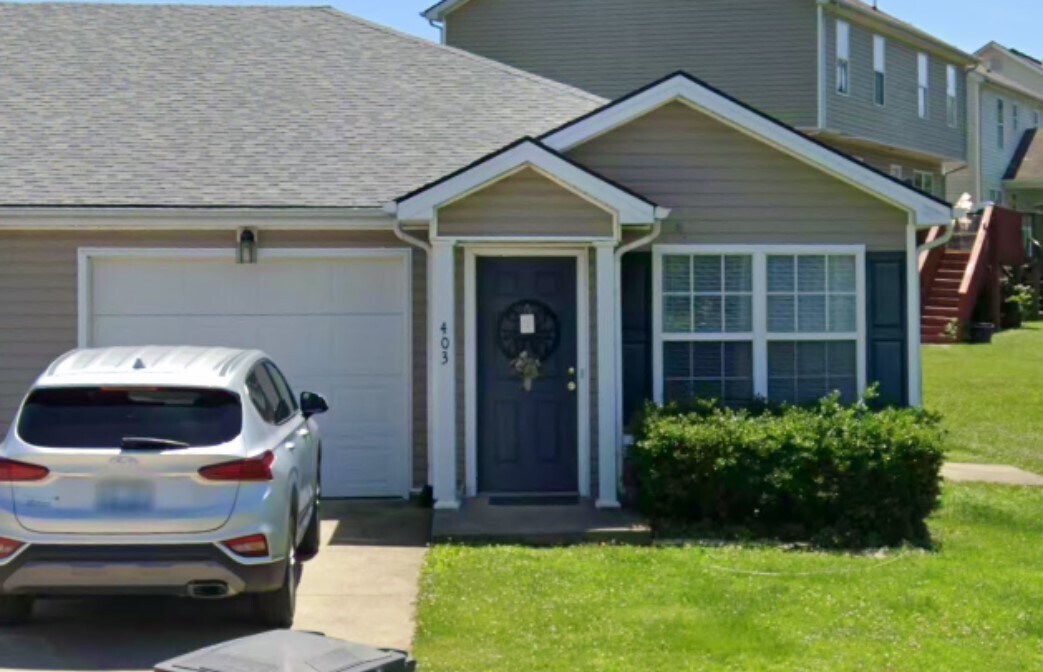 Foto principal - 401 Cricket Ln
