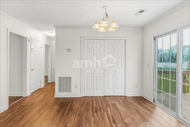 Building Photo - 4880 Manteo Ln