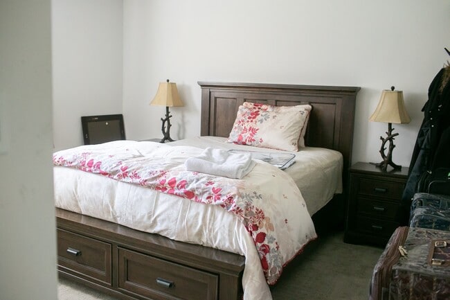 Building Photo - 33188 Brundige Ave