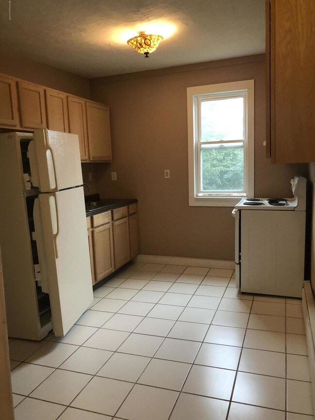 Foto del edificio - 693 Schuyler Ave