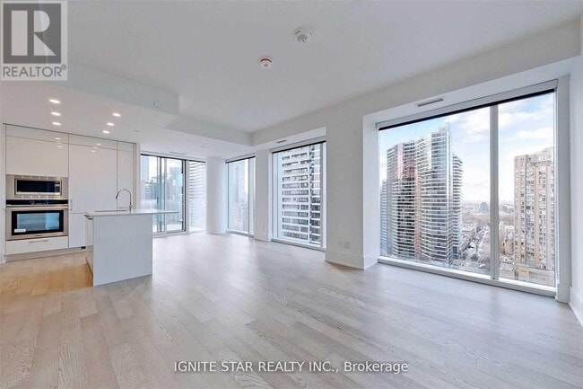 Building Photo - 1 Gloucester St