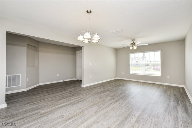 Foto del edificio - 621 NW 37th Pl