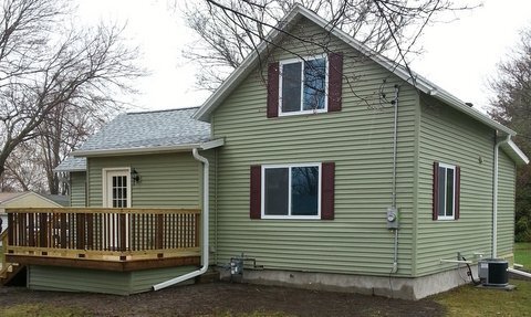 Building Photo - RENOVATED 3 bdrm/1.5 bath Farmhouse