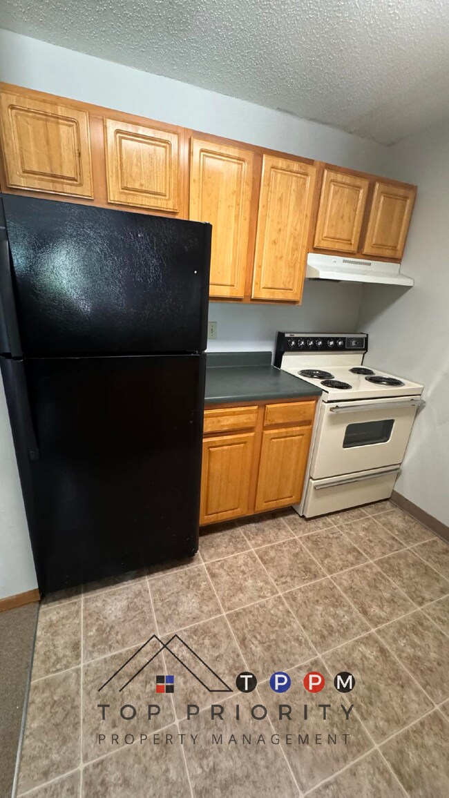 Foto del edificio - **FALL MOVE IN SPECIAL ** 1 Bedroom | 1 Ba...