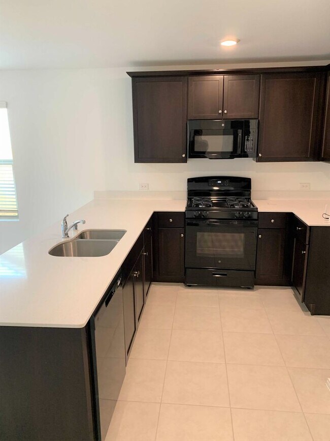 Building Photo - 14841 Firerock Rd