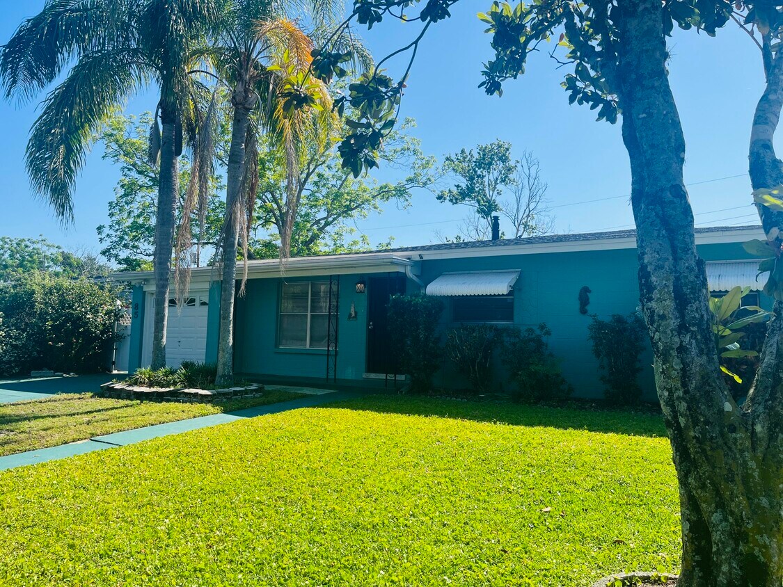 Foto principal - 85 Chapel Ln