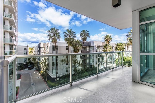 Building Photo - 13650 Marina Pointe Dr