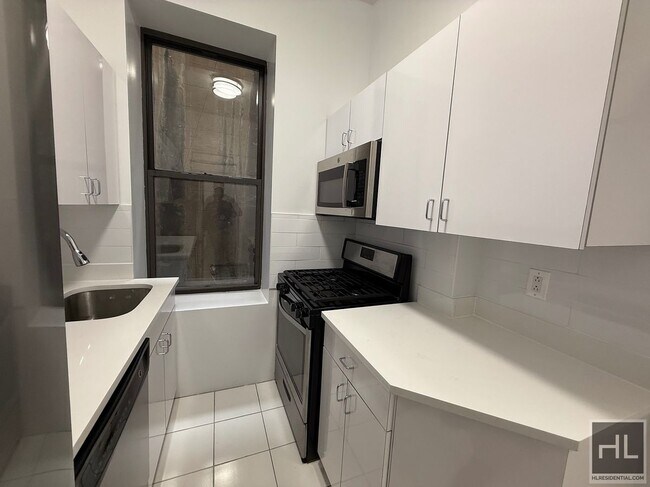 Foto del edificio - WEST 72 STREET
