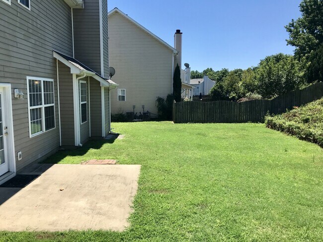 Building Photo - Freshly updated 4 Bedroom home in Avalon R...