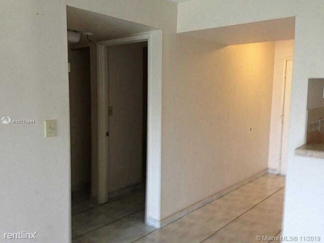 Foto del edificio - 10315 NW 9th St Cir