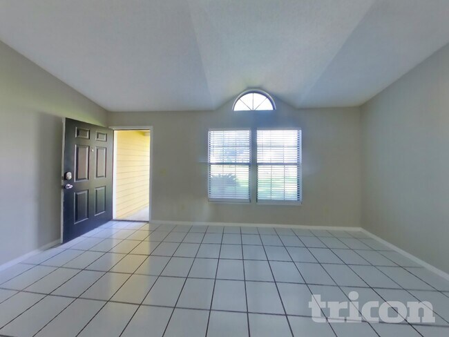 Foto del edificio - 4739 Harpers Ferry Ln