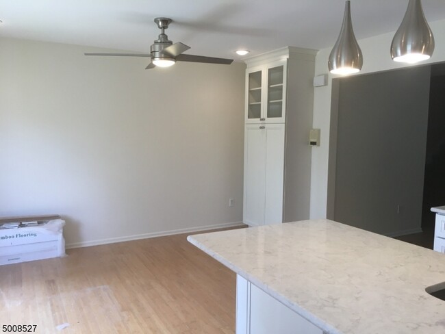 Building Photo - 44 Brookstone Cir