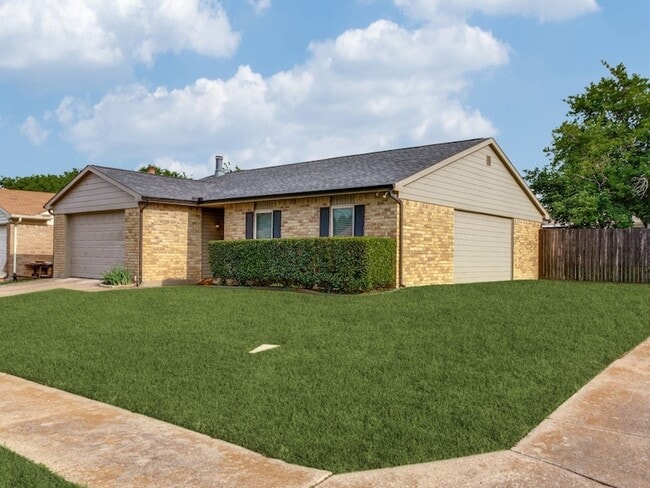 Foto del edificio - 6900 Sandstone Ct