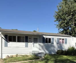 Building Photo - 1211 Prigge Ave