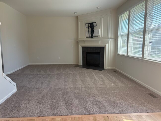 Building Photo - 4270 Sonata Dr