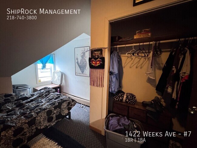 Building Photo - 1422 Weeks Ave