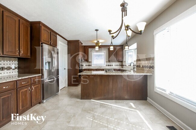 Foto del edificio - 6775 Anna Ct