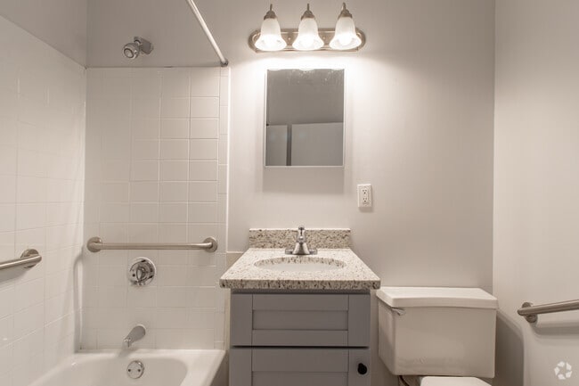 1BR, 1BA, - 520SF - The Atherton