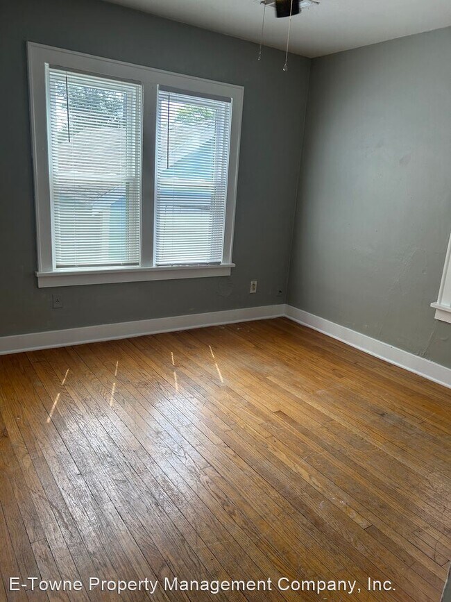 Building Photo - 2 br, 1 bath House - 557 N Davis