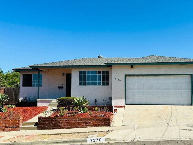 Building Photo - 7370 Minerva Dr