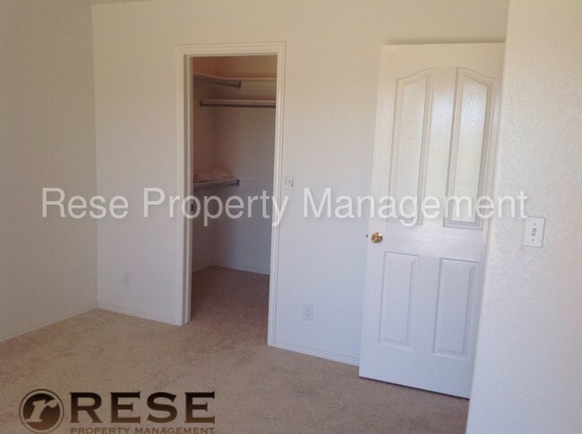 Building Photo - 2286 S Legacy Dr
