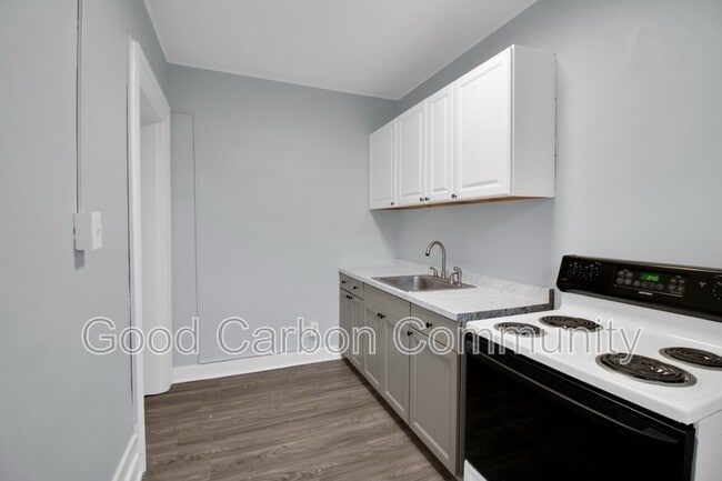 Building Photo - 173 North St