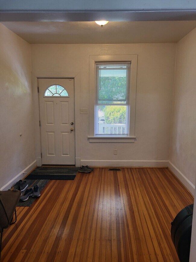 Foto del edificio - Lambert's Point