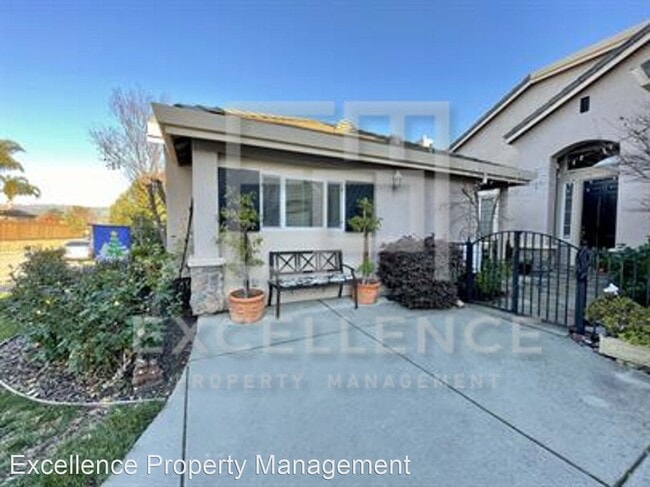 Building Photo - Studio, 1 bath House - 398 Waterton Court