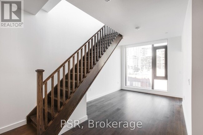 Building Photo - 2A Church St