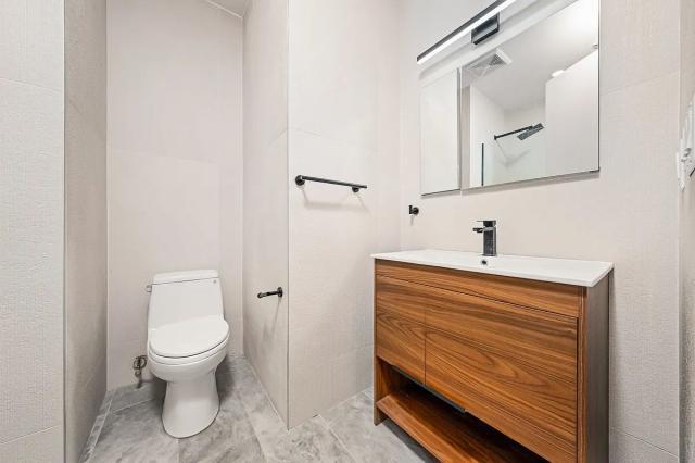 Building Photo - 3 bedroom in BROOKLYN NY 11215