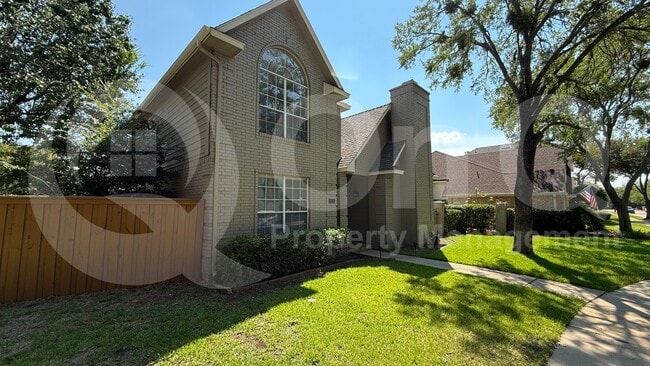 Photo - 304 Dakota Trail House