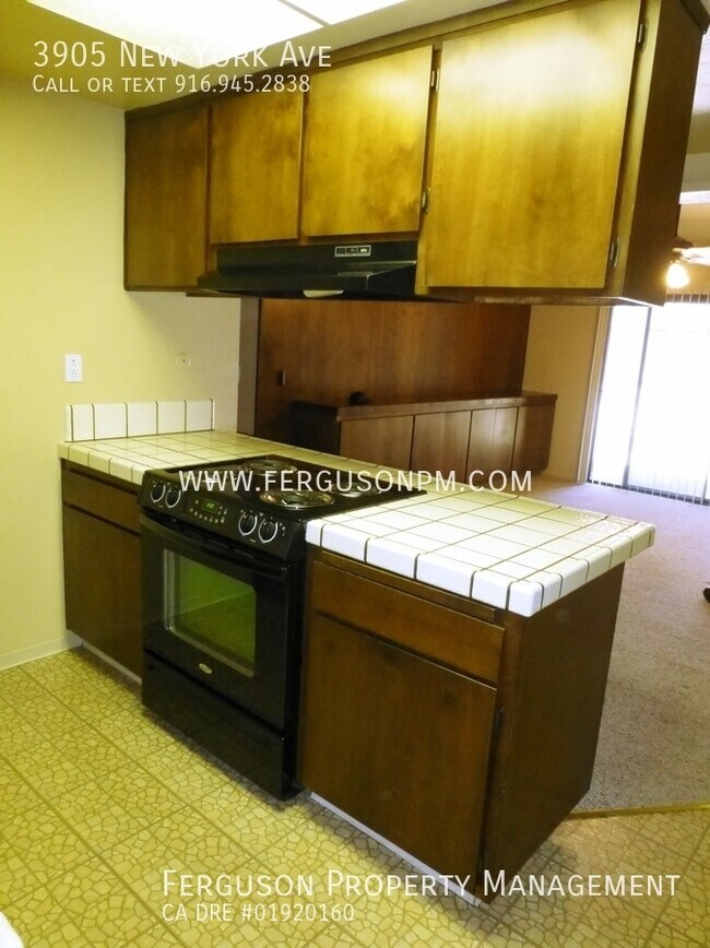 Foto del edificio - Fair Oaks Duplex in a Secluded Neighborhood