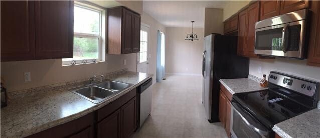 Building Photo - 2443 Paddock Dr