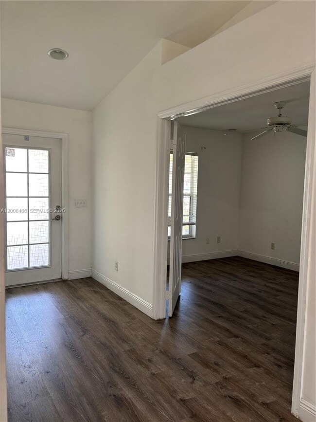 Foto del edificio - 3109-3110 10th St W