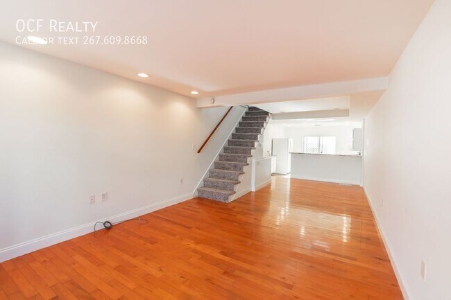 Building Photo - Two Bed East Passyunk Townhouse