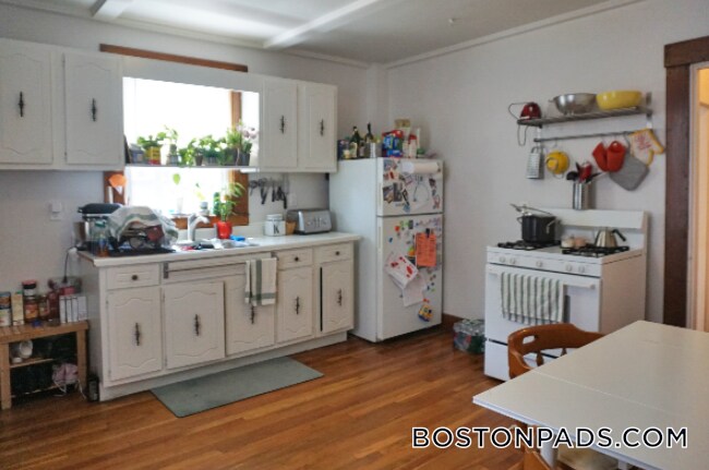 Foto del edificio - 141 Brown St