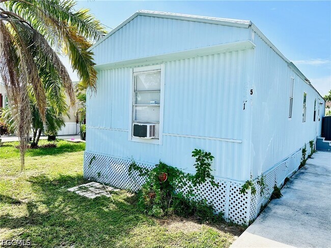 Foto del edificio - 2521 Brownell Ct